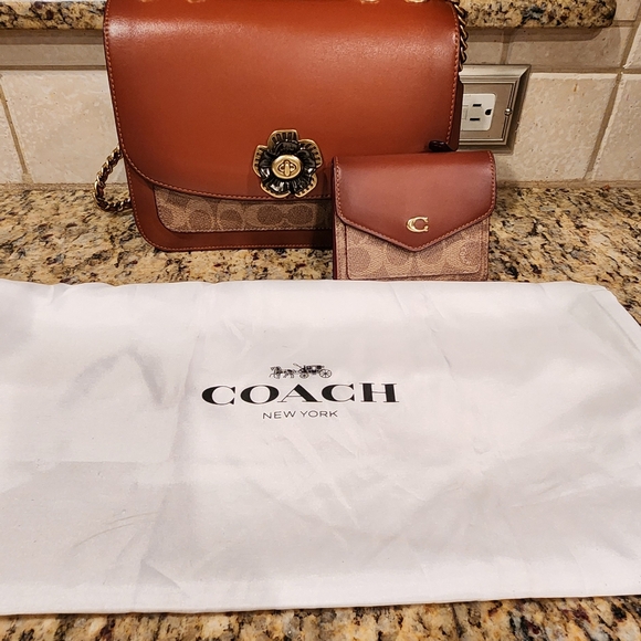 Coach & wallet - Picture 5 of 5